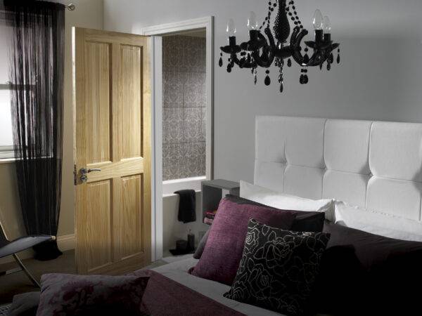 INTERNAL PINE VICTORIAN 4 PANEL DOOR