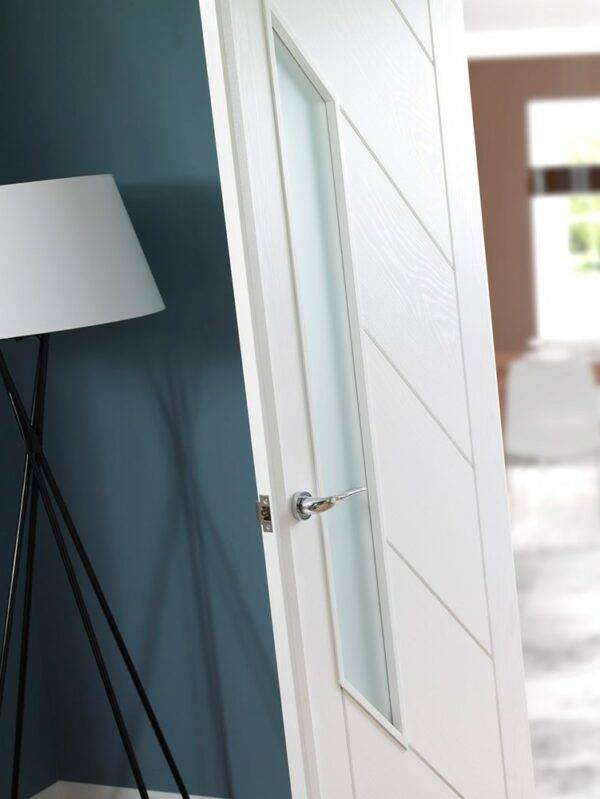 WHITE PRIMED PAIR MAKER