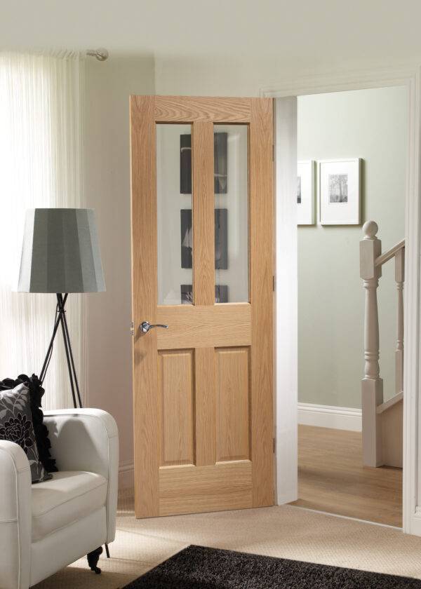 MALTON SHAKER INTERNAL OAK DOOR WITH CLEAR GLASS