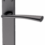 NEVA STANDARD DOOR HANDLE PACK ON BACK PLATE WITH LOCK AND 75MM LATCH