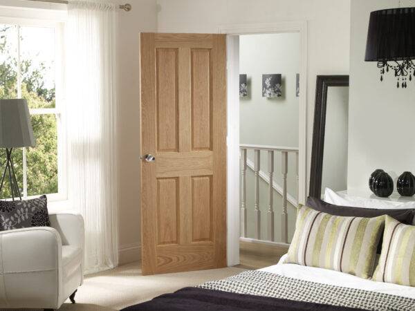 INTERNAL OAK VICTORIAN 4 PANEL DOOR