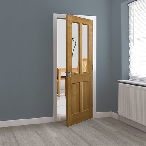 OAK SEVERN GLAZED CLASSIC STYLE INTERNAL DOOR