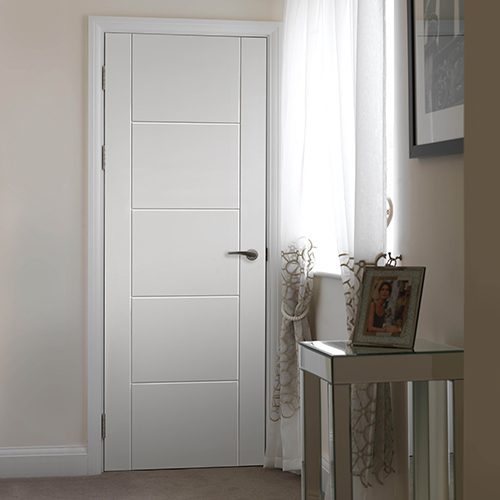 WHITE TIGRIS PRIMED CONTEMPORARY FLUSH INTERNAL DOOR