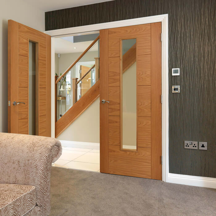 TIGRIS OAK SLIM GLAZED FD30 FIRE‑RATED PREFINISHED INTERNAL DOOR