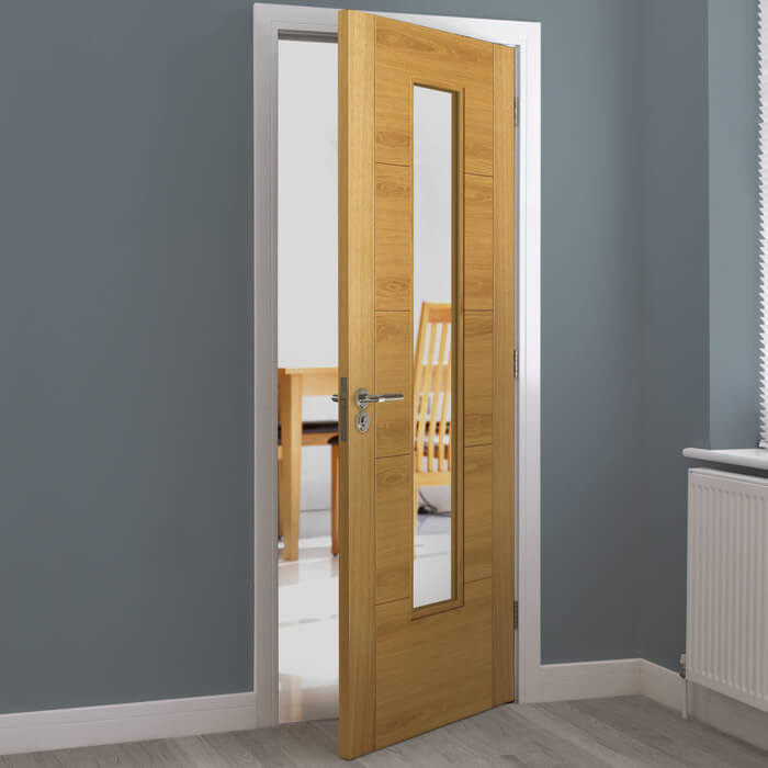 TIGRIS OAK SLIM GLAZED PREFINISHED INTERNAL DOOR