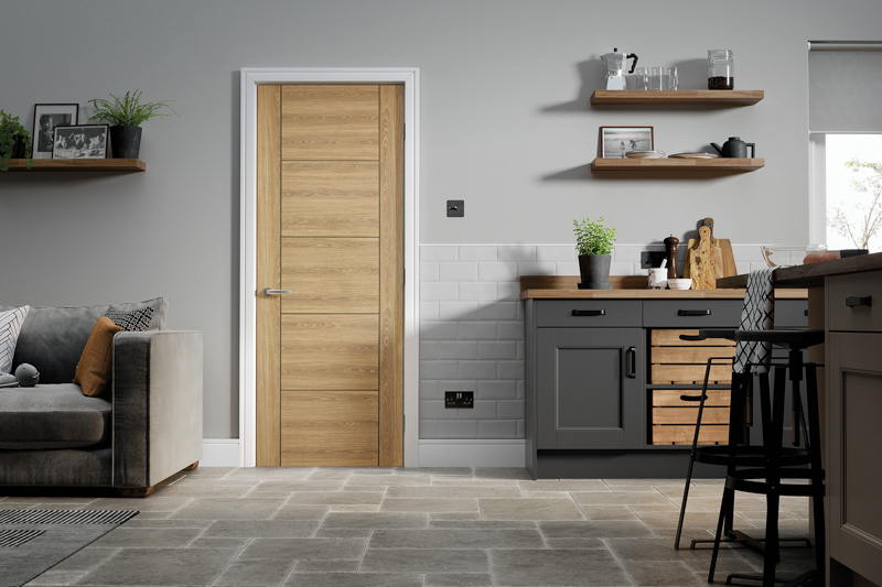 OAK VANCOUVER LAMINATED 5P PREFINISHED INTERNAL DOOR