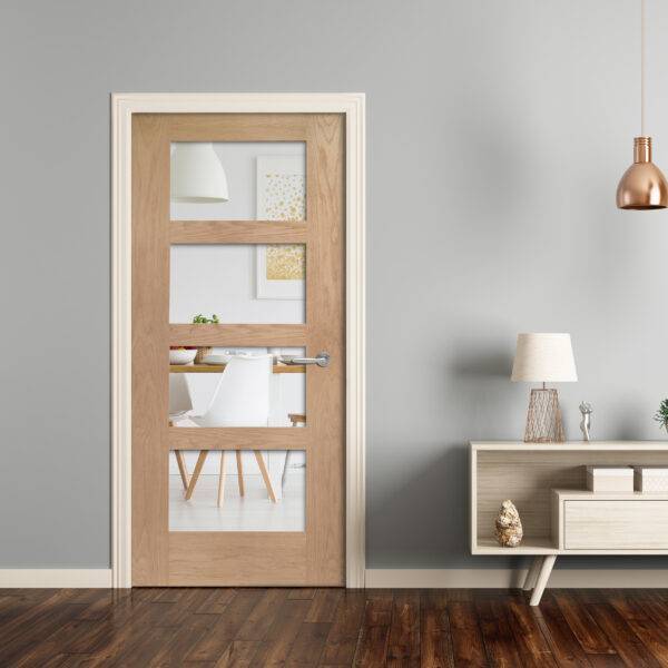INTERNAL OAK SHAKER 4 PANEL DOOR WITH CLEAR GLASS