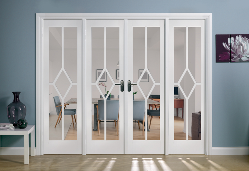 WHITE REIMS W8 PRIMED ROOM DIVIDER