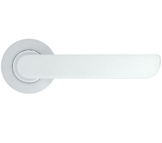 ZOO HARDWARE STANZA VALENCIA CONTRACT RANGE LEVER ON ROUND ROSE SATIN CHROME – ZPA040-SC (SOLD IN PAIRS)