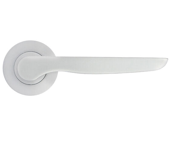 ZOO HARDWARE STANZA VIGO CONTRACT RANGE LEVER ON ROUND ROSE SATIN CHROME – ZPA080-SC (SOLD IN PAIRS)