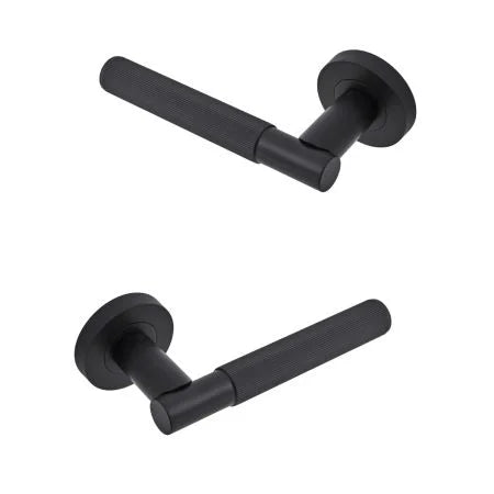 VELO LINEAR DOOR HANDLE ON ROSE – LOCK PACK – MATT BLACK