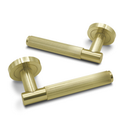 VELO LINEAR LEVER DOOR HANDLE ON ROSE – SATIN BRASS