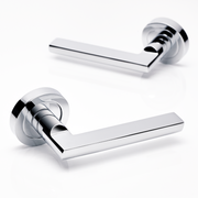 AMORA DOOR HANDLE ON ROSE – POLISHED CHROME